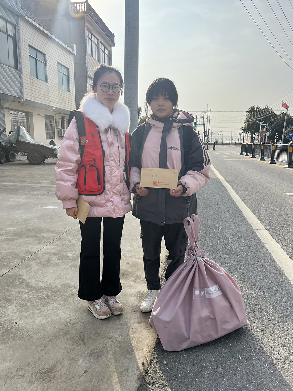 参加安徽省义工之家爱心助学活动.jpg